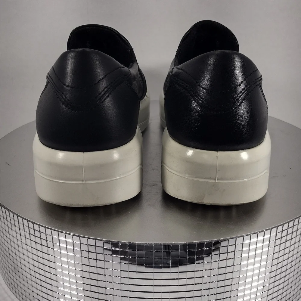 Ecco Black Slip-On Men's Shoes size 41/10.5 pre owned good condition